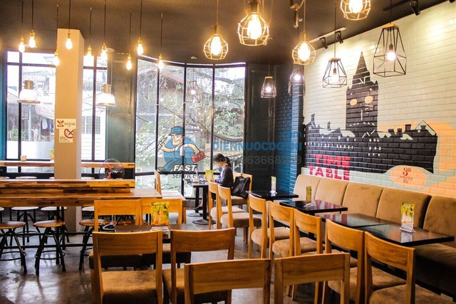 Lắp đặt hệ thống đèn chiếu sáng, đèn rọi cho quán cafe